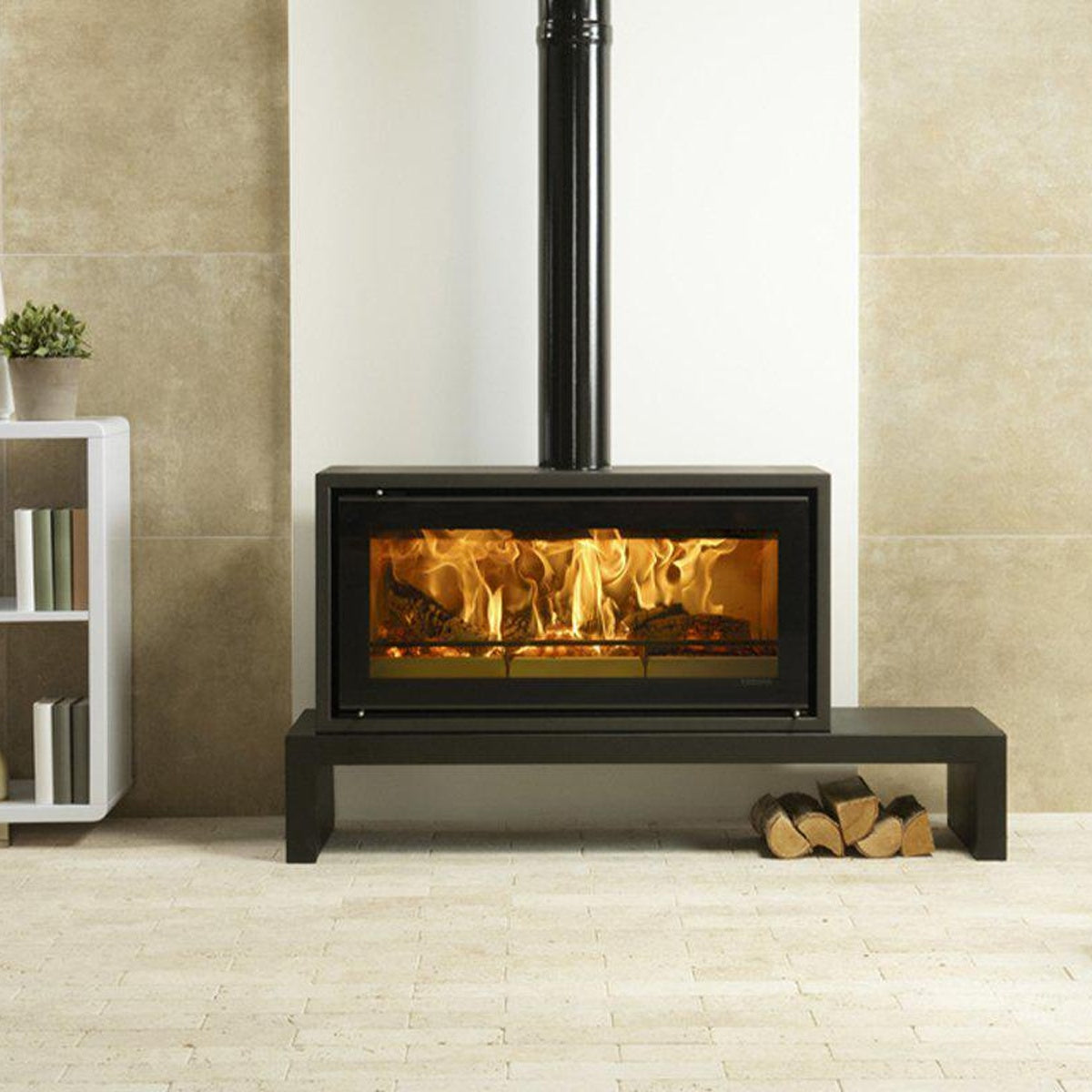 Stovax Studio 2 Freestanding wood burning stove on 140 Low Bench with gloss black enamelled flue pipe. — The Stove Yard