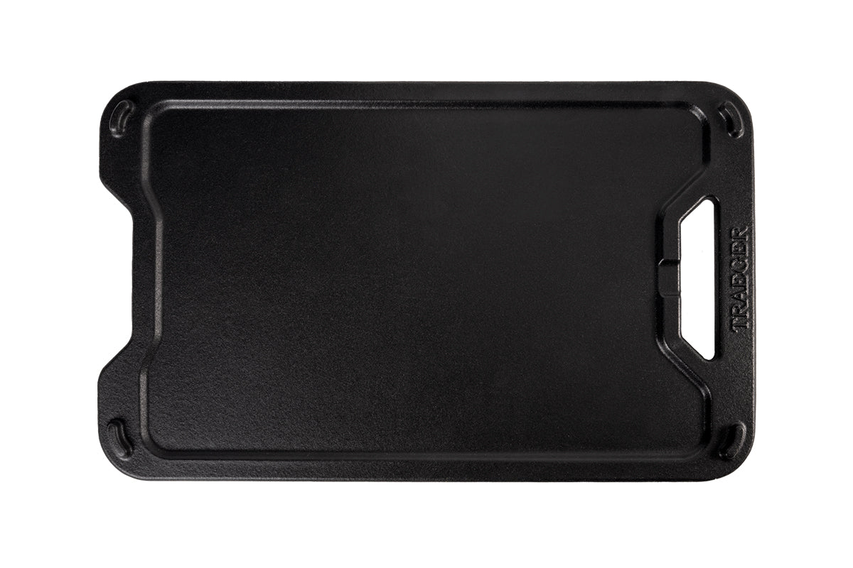 Top view of the flat side of the Traeger ModiFIRE cast iron griddle