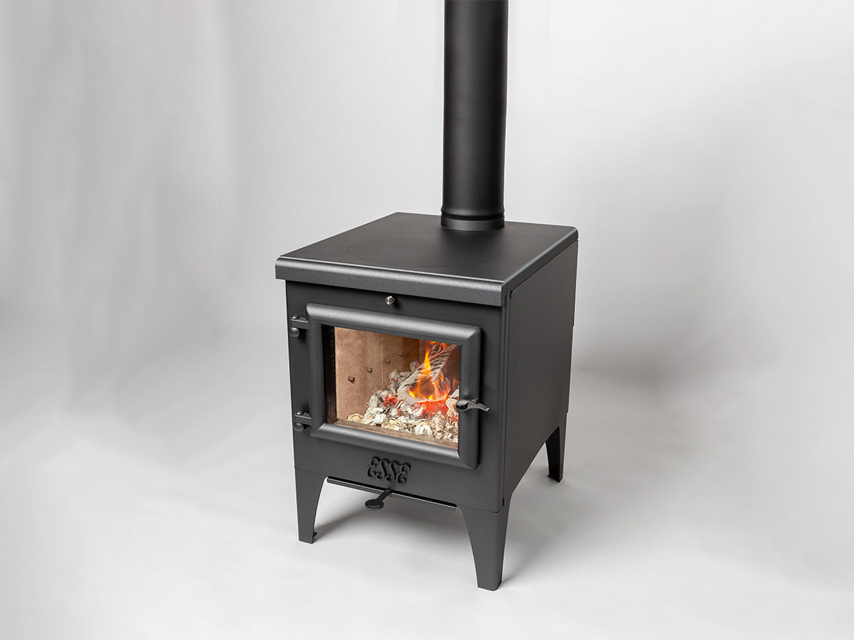 Angled view of the ESSE Warmheart S wood-fired cook stove