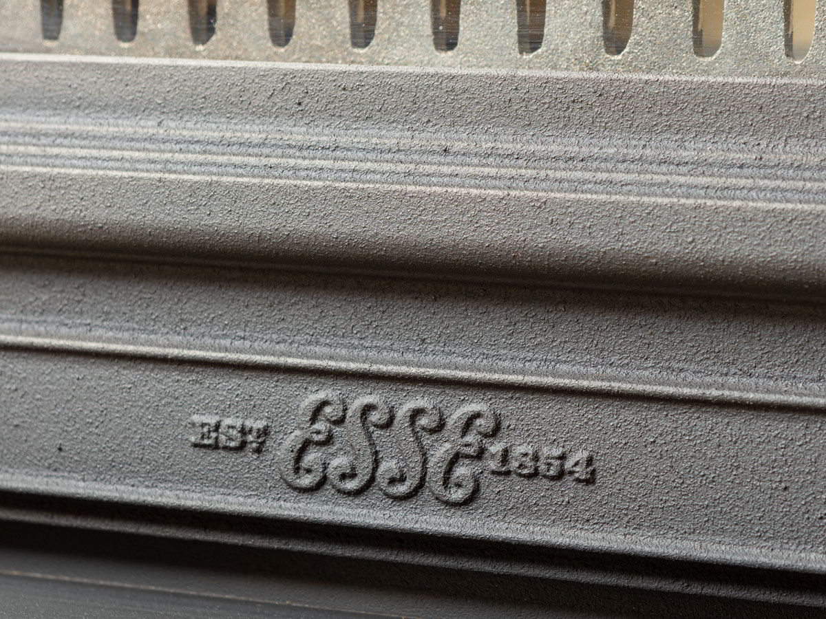 ESSE 500 stove logo