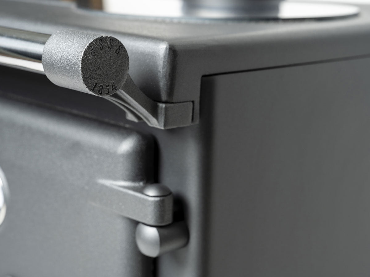 ESSE Lightheart S towel rail end