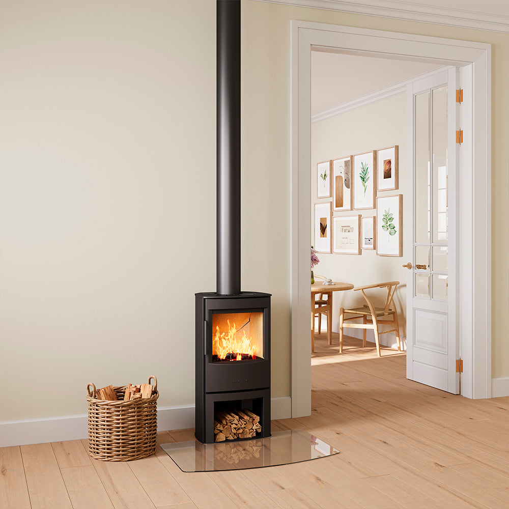 WIKING Mini 4 wood-burning stove in a room setting