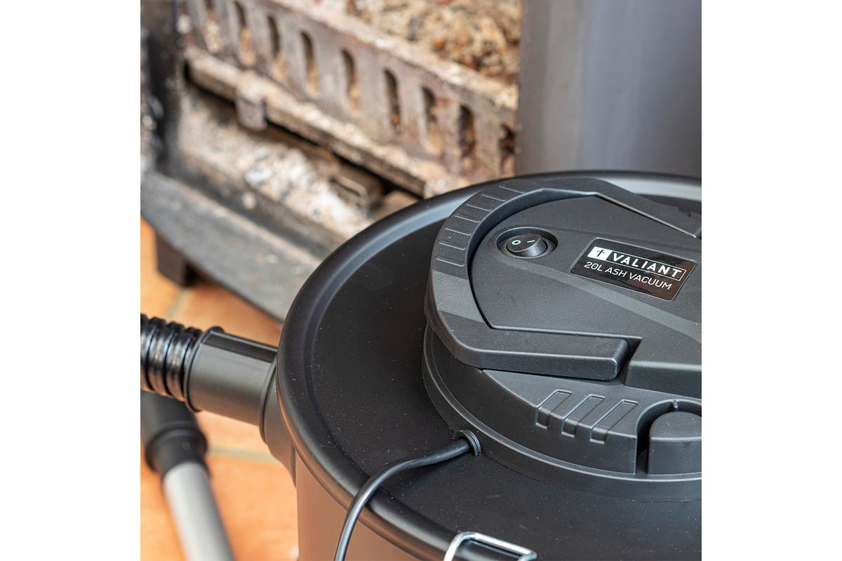 Ash Vacuum 20L-Valiant Fireside-The Stove Yard